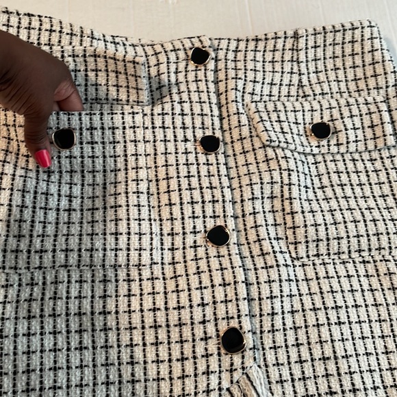 ♻️Shein Curve Black White Silver Houndstooth Frayed Fringe Midi Skirt Black 1XL - Picture 5 of 17